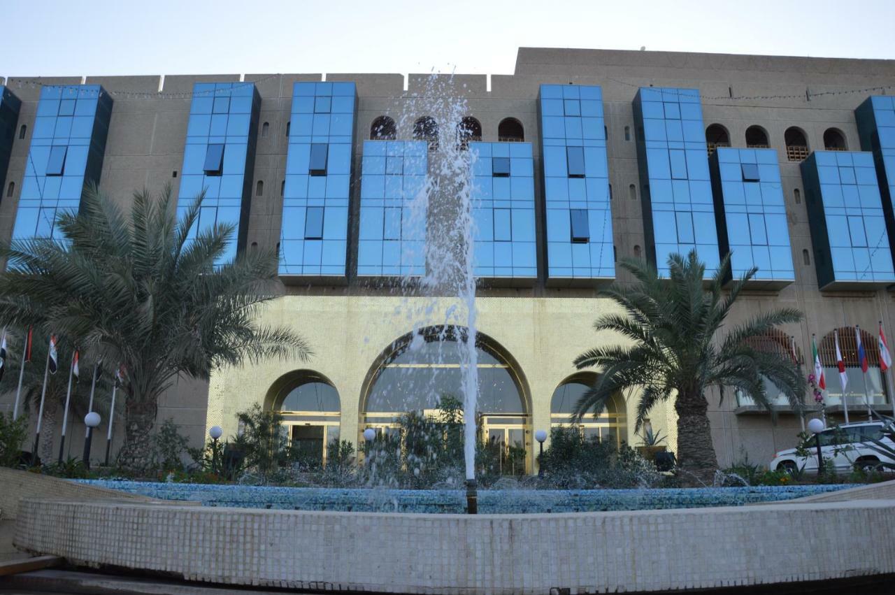 Basra International Hotel Extérieur photo